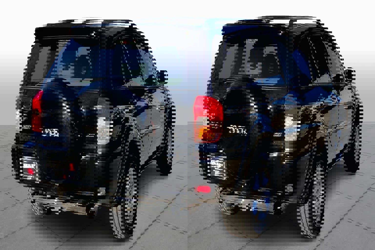 Used 2002 Toyota RAV4 4WD image 12