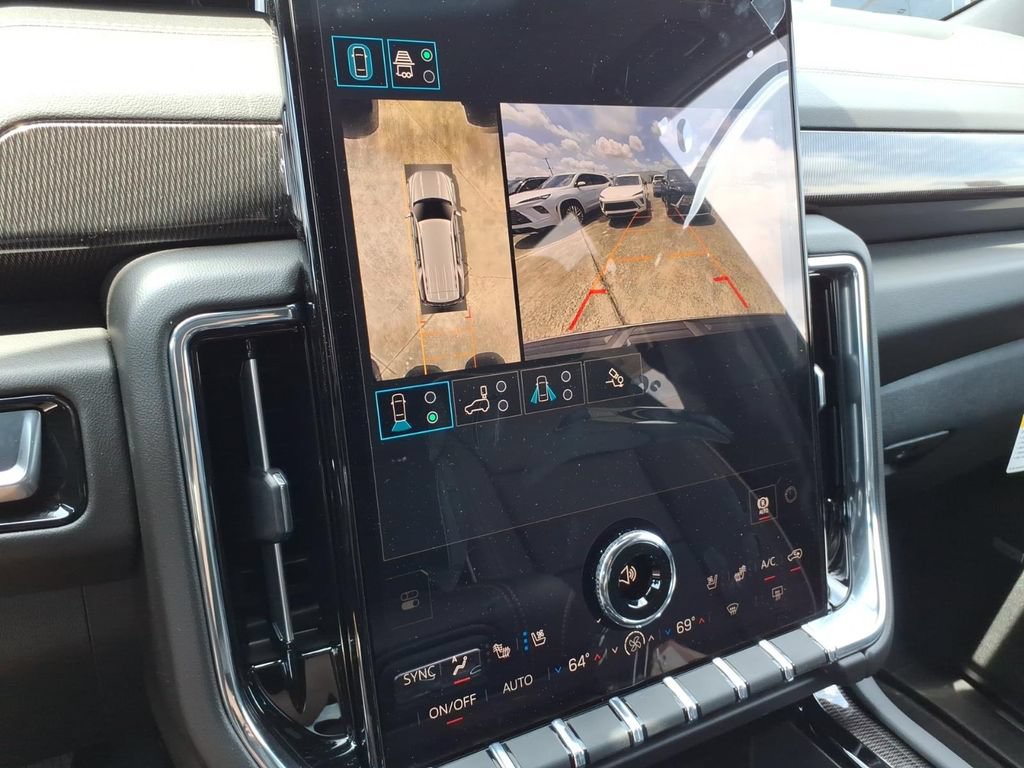 New 2026 GMC Yukon Elevation w/ Elevation Premium Package AWD/4WD image 22