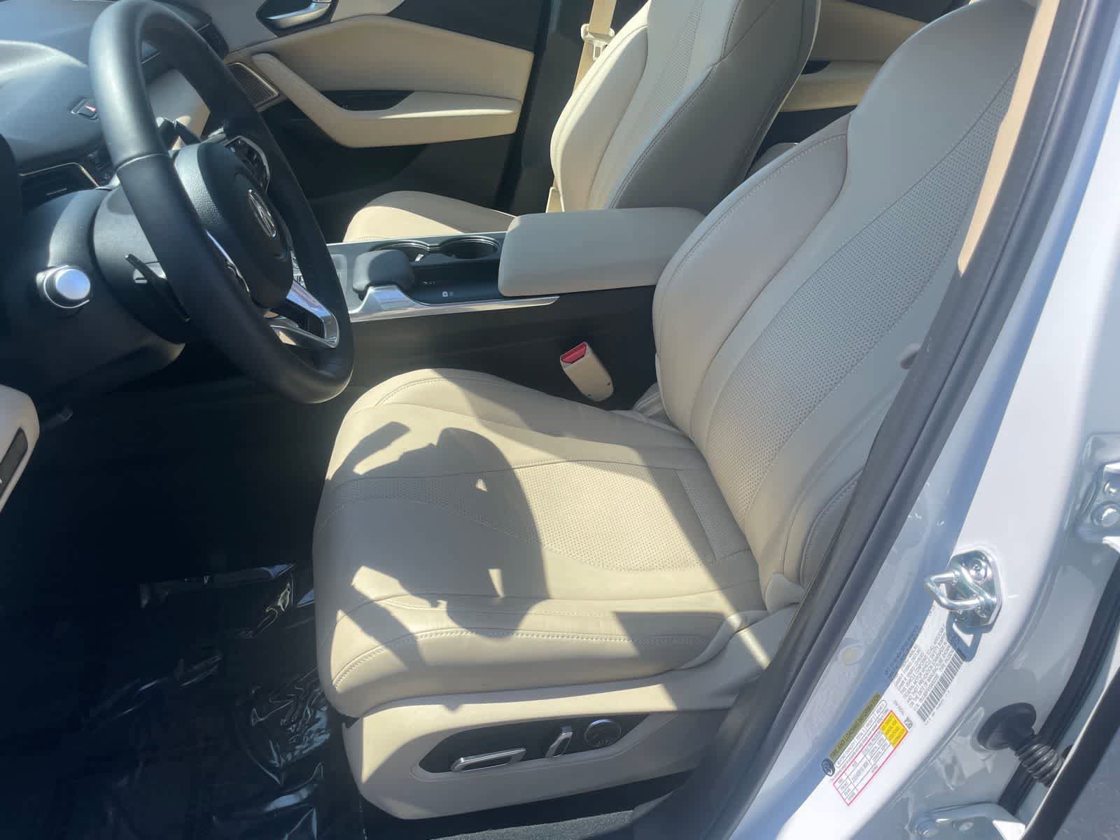 Certified 2025 Acura TLX w/ Technology Package FWD image 9