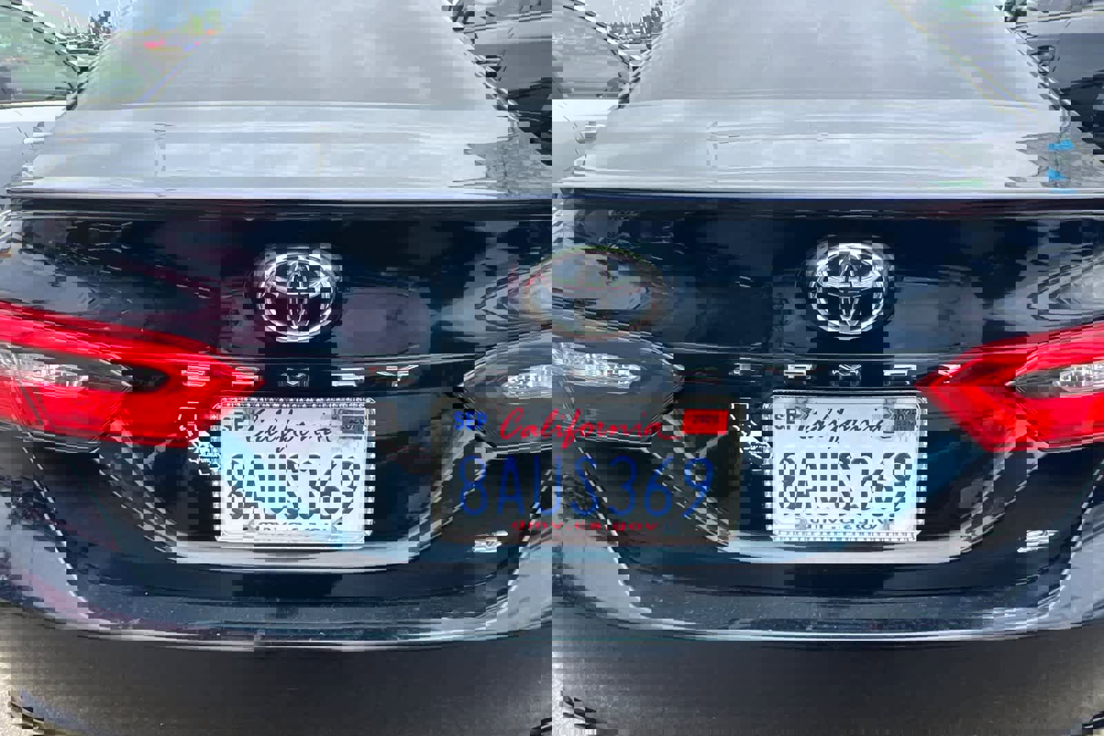 Certified 2018 Toyota Camry SE w/ Moonroof Package image 19