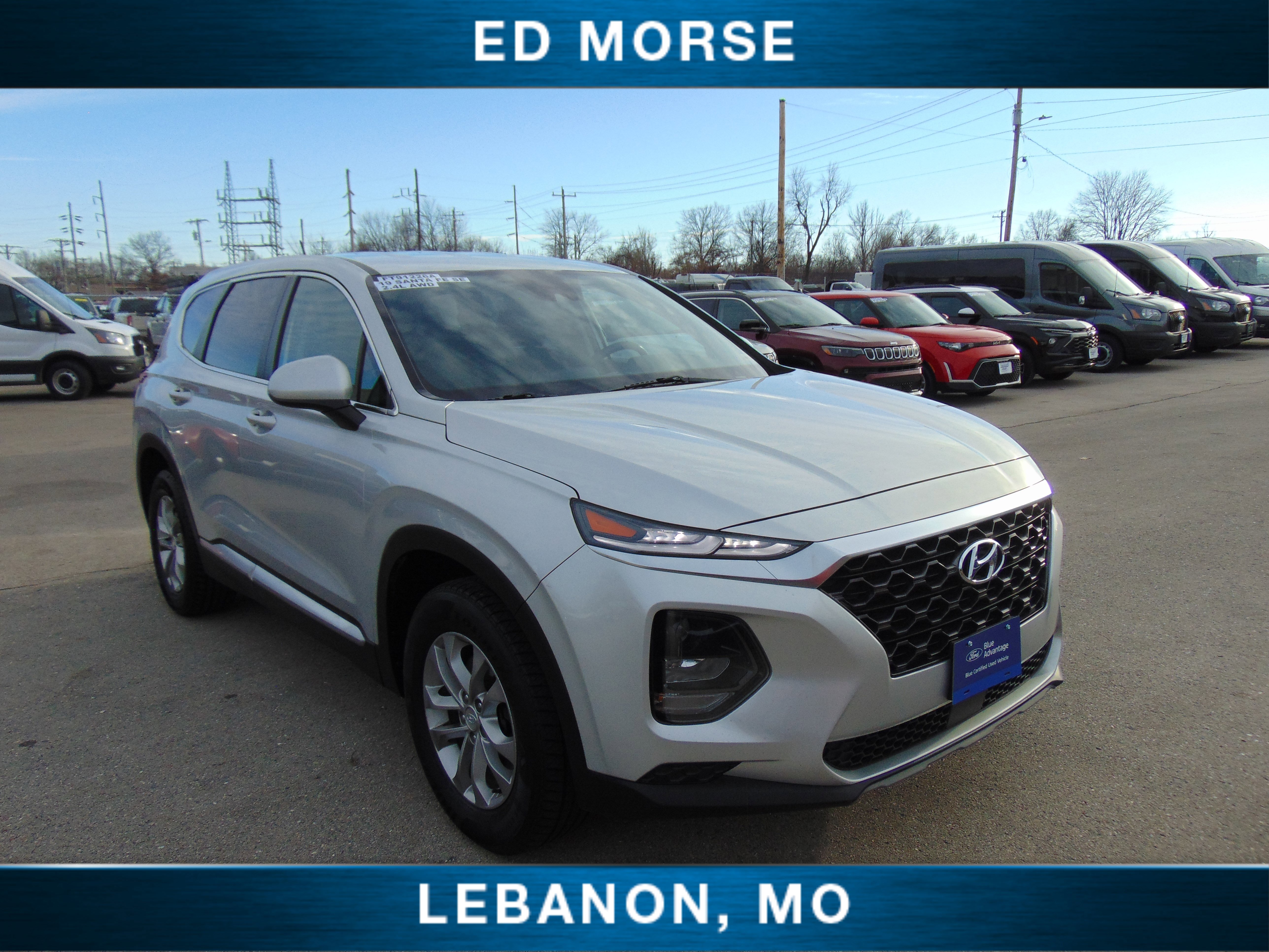 Used 2019 Hyundai Santa Fe SE image 4