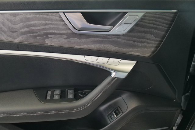 Used 2024 Audi A6 Premium Plus image 31