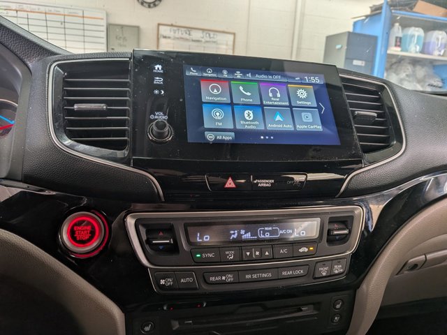 Used 2019 Honda Pilot Elite image 11