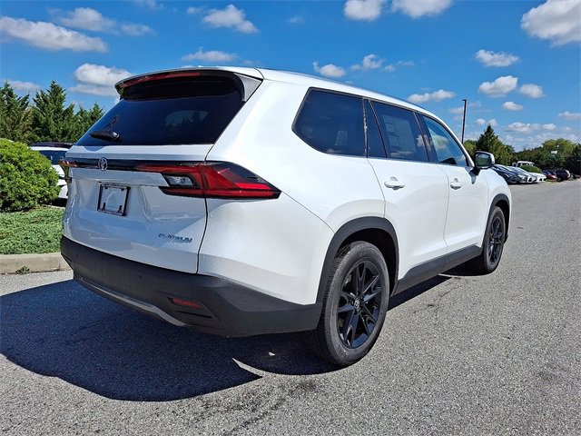 New 2026 Toyota Grand Highlander Platinum image 4