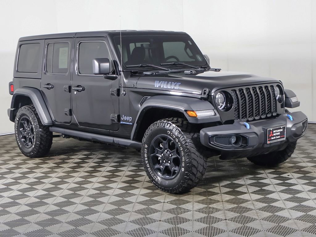Used 2023 Jeep Wrangler Unlimited w/ Cold Weather Group image 45