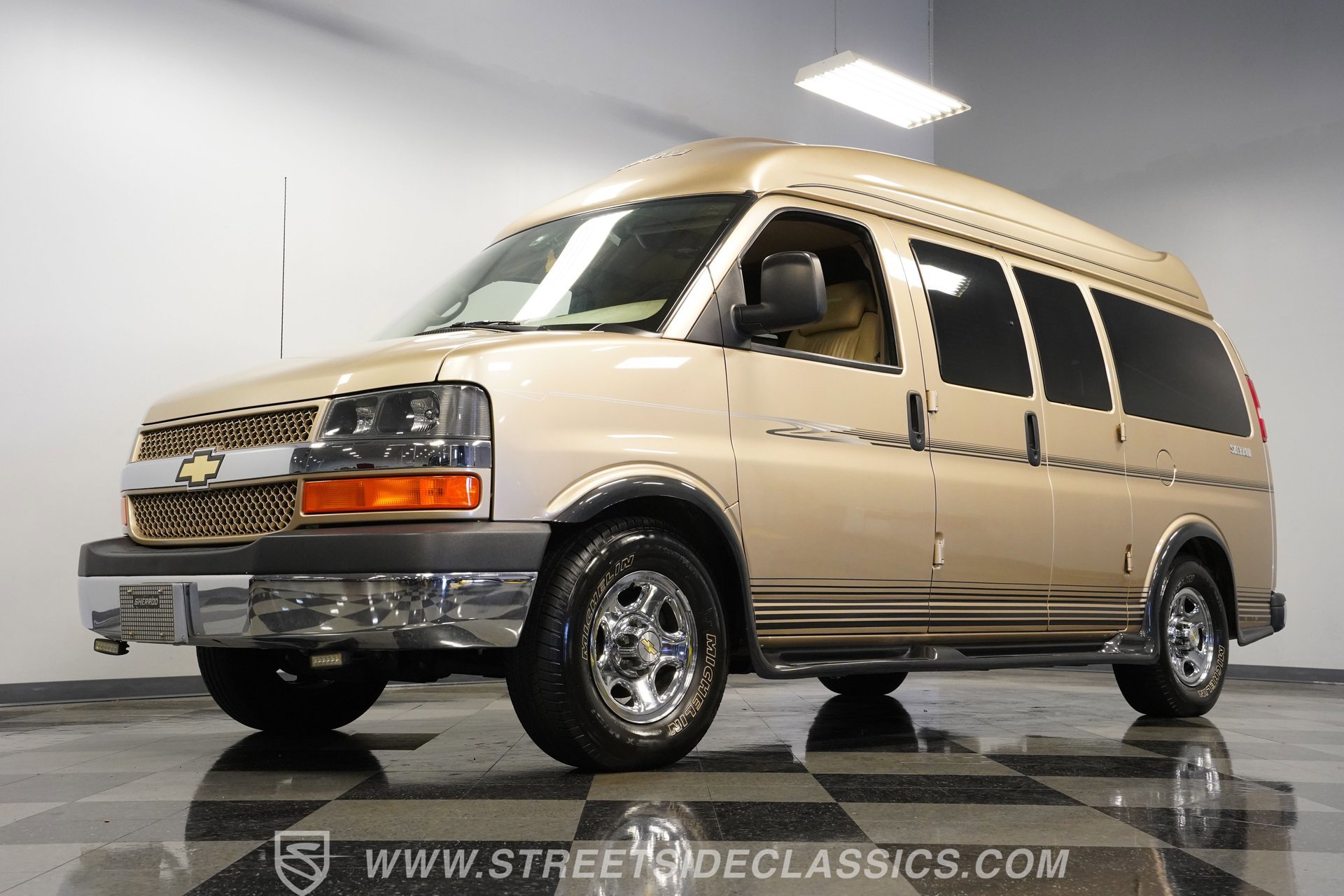 Used 2006 Chevrolet Express 1500 w/ Preferred Equipment Group image 21