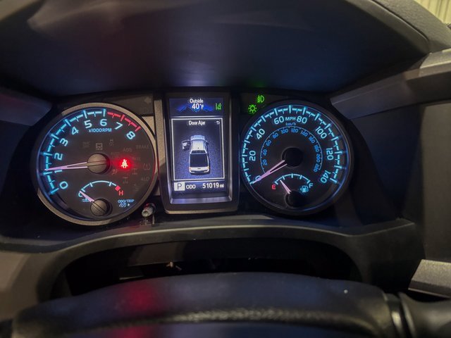 Used 2021 Toyota Tacoma TRD Off-Road w/ TRD Premium Off Road Package image 19