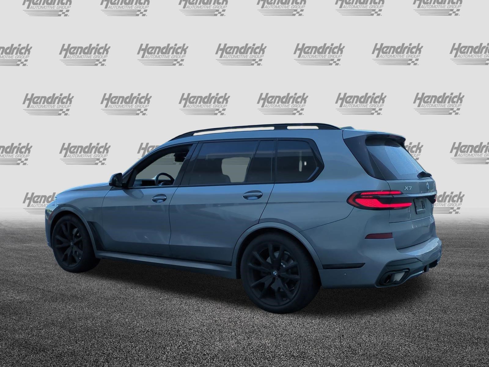 Used 2026 BMW X7 xDrive40i w/ Executive Package AWD/4WD image 8