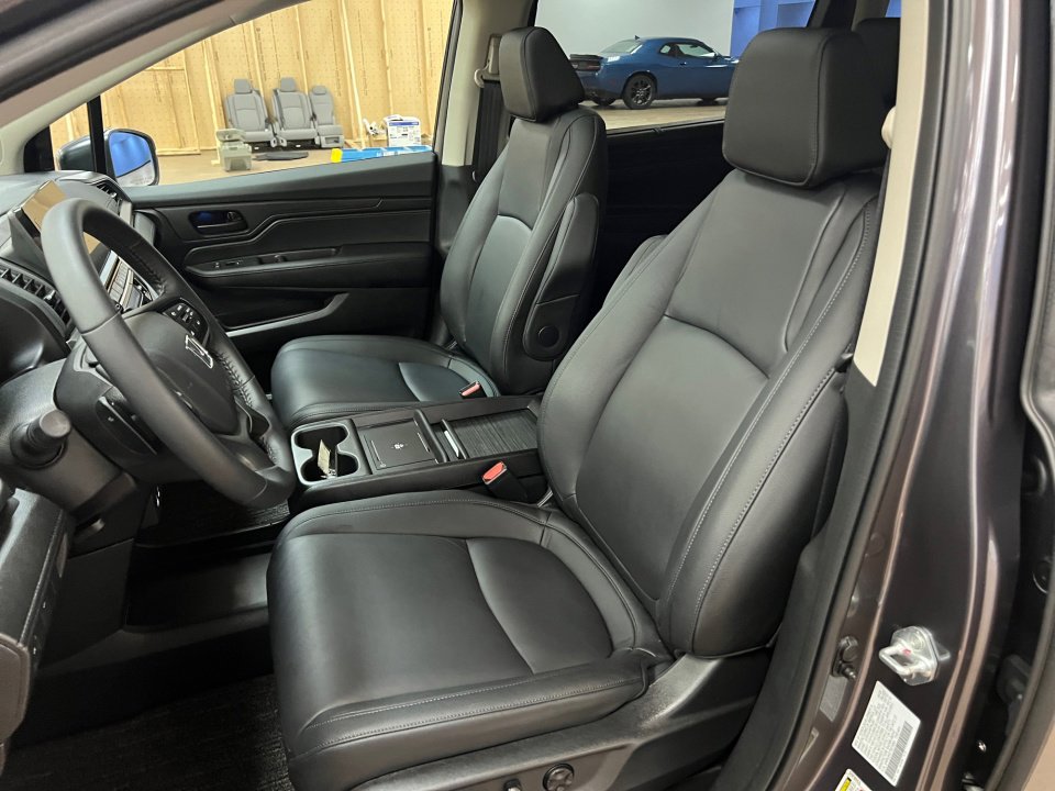 Certified 2026 Honda Odyssey EX-L image 30