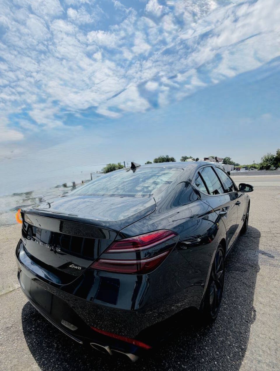 Used 2023 Genesis G70 2.0T w/ Sport Prestige Package AWD/4WD image 11