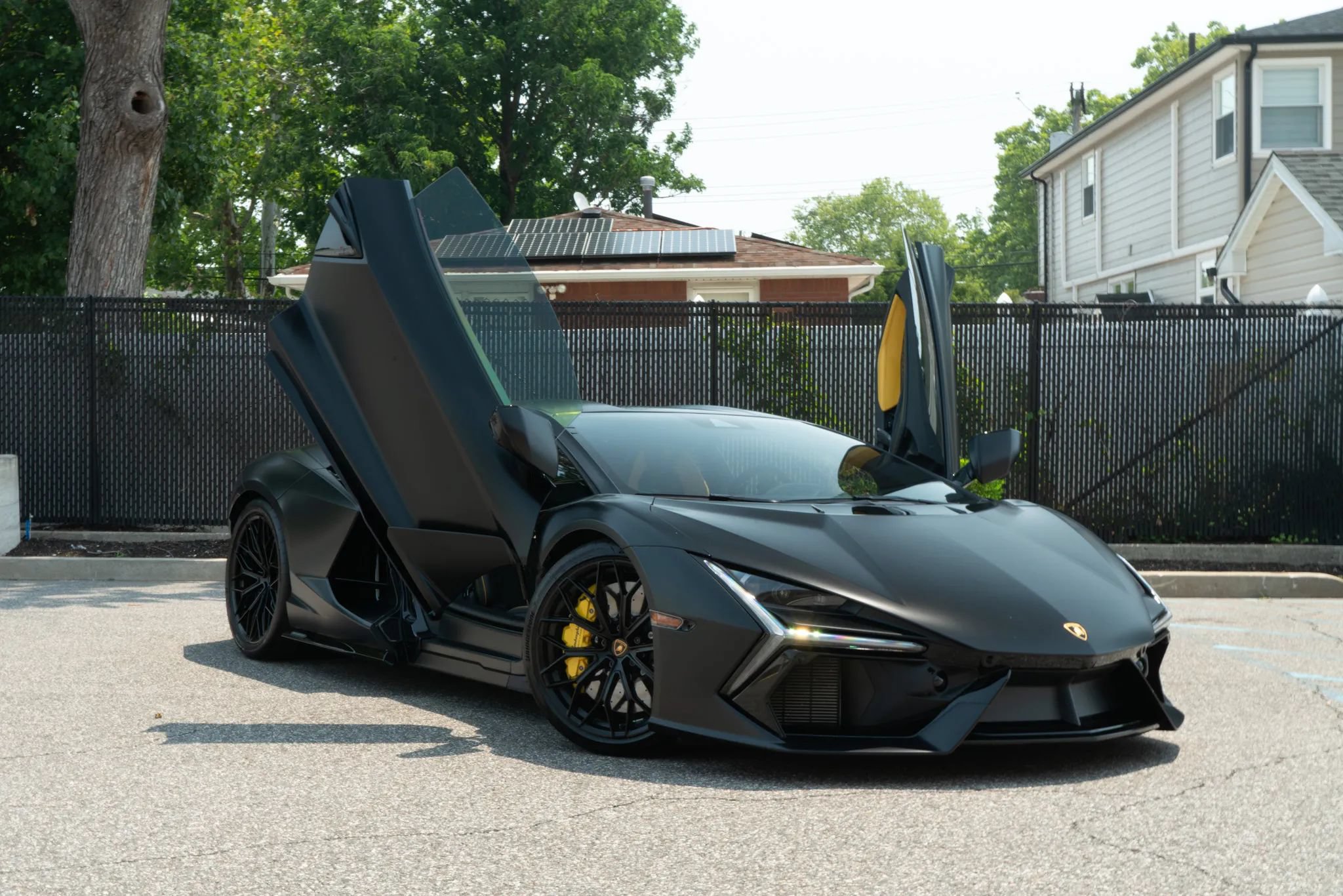 Used 2024 Lamborghini Revuelto AWD/4WD image 33