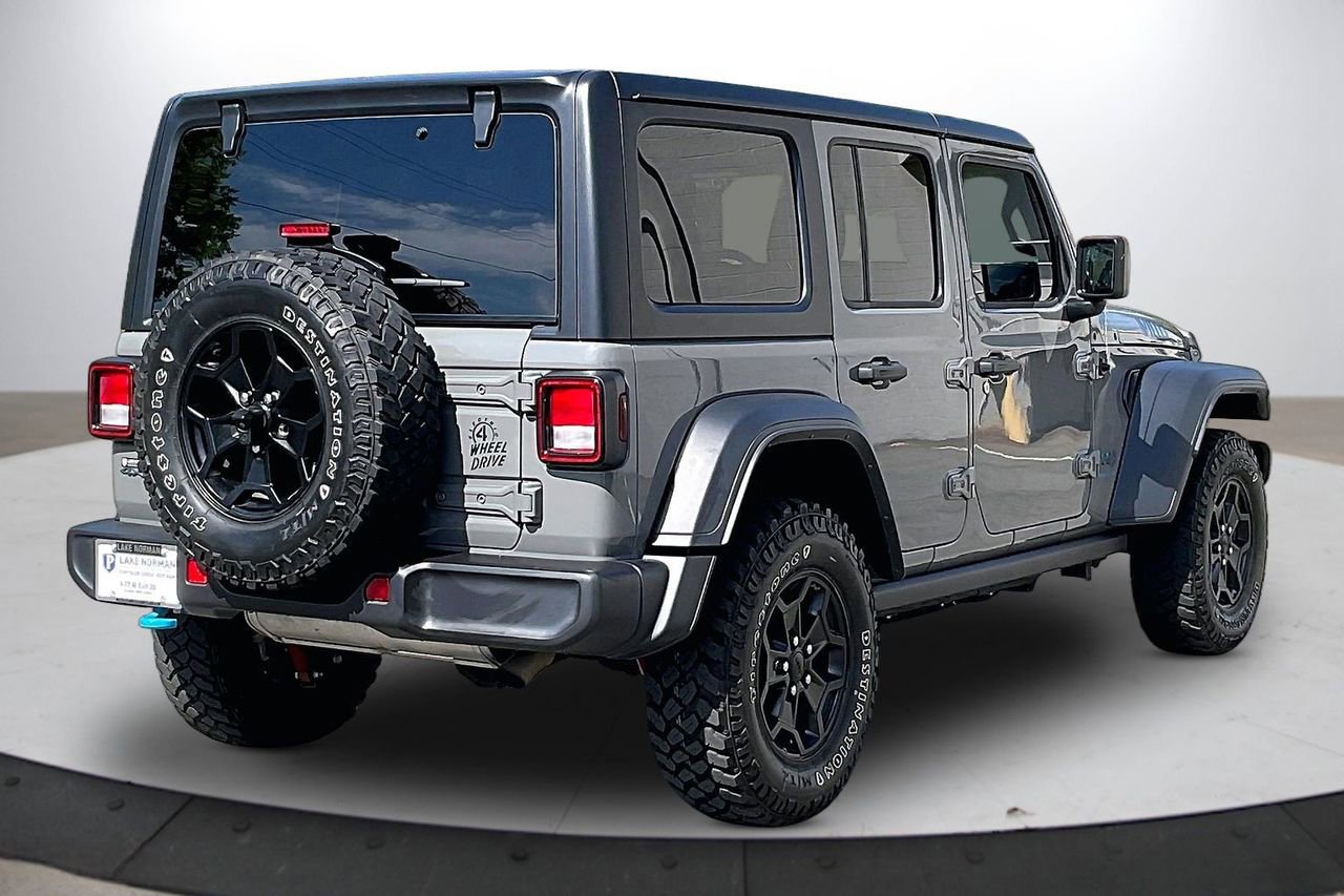 Used 2023 Jeep Wrangler Unlimited w/ Cold Weather Group image 9