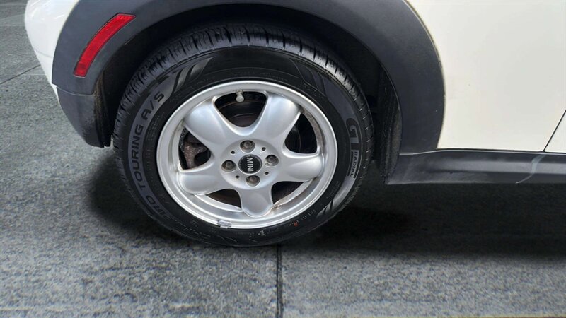 Used 2010 MINI Cooper Hardtop image 28