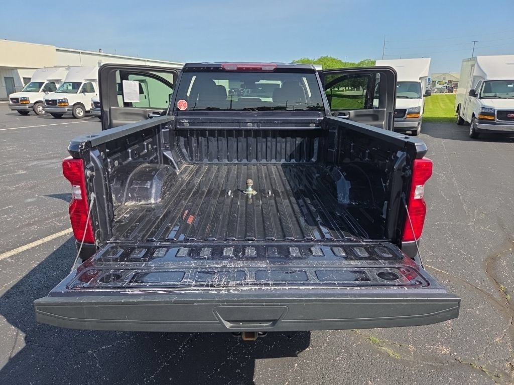Used 2024 Chevrolet Silverado 2500 Custom w/ Custom Value Package AWD/4WD image 21