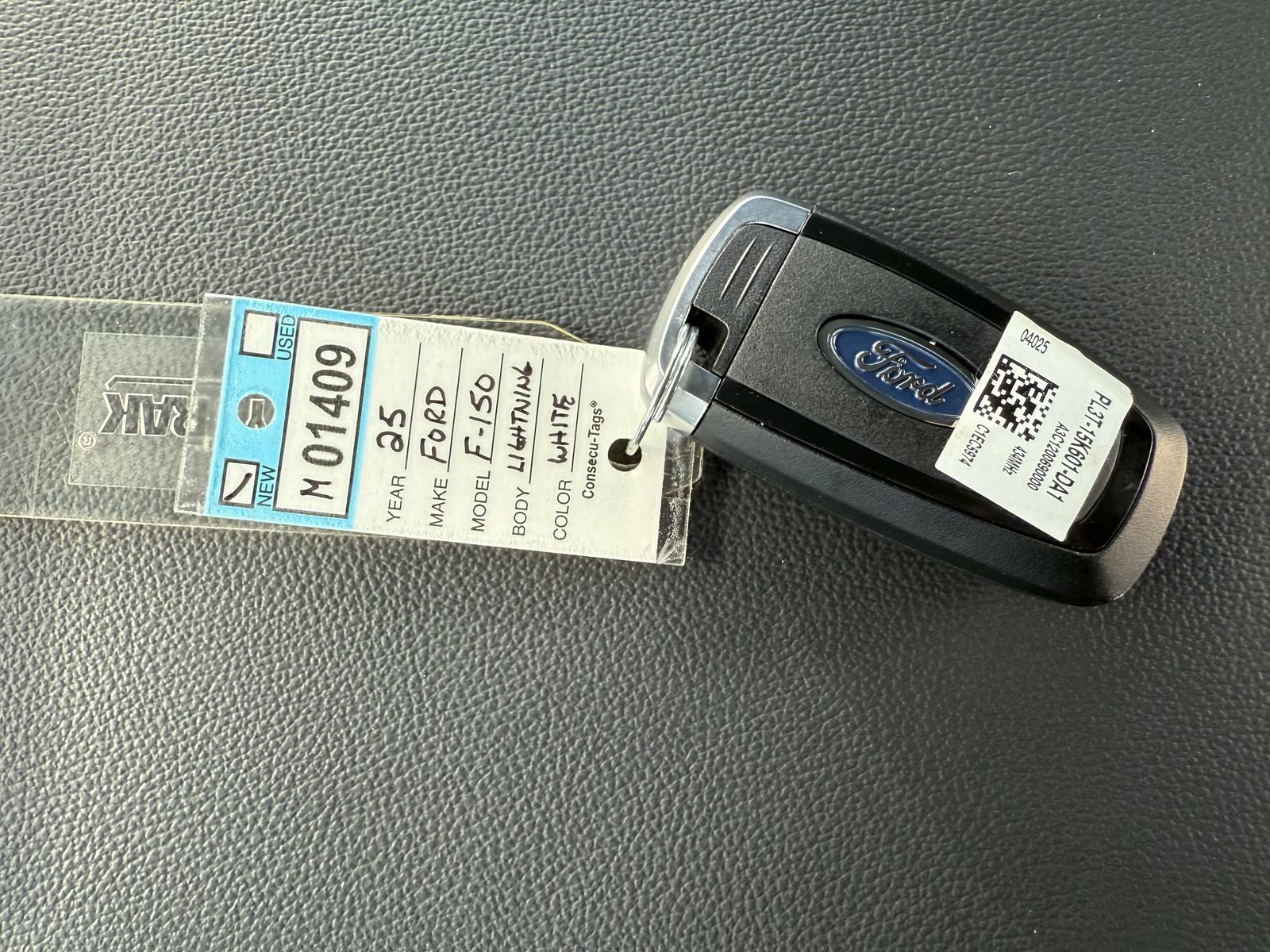 New 2025 Ford F150 Lightning Flash image 30