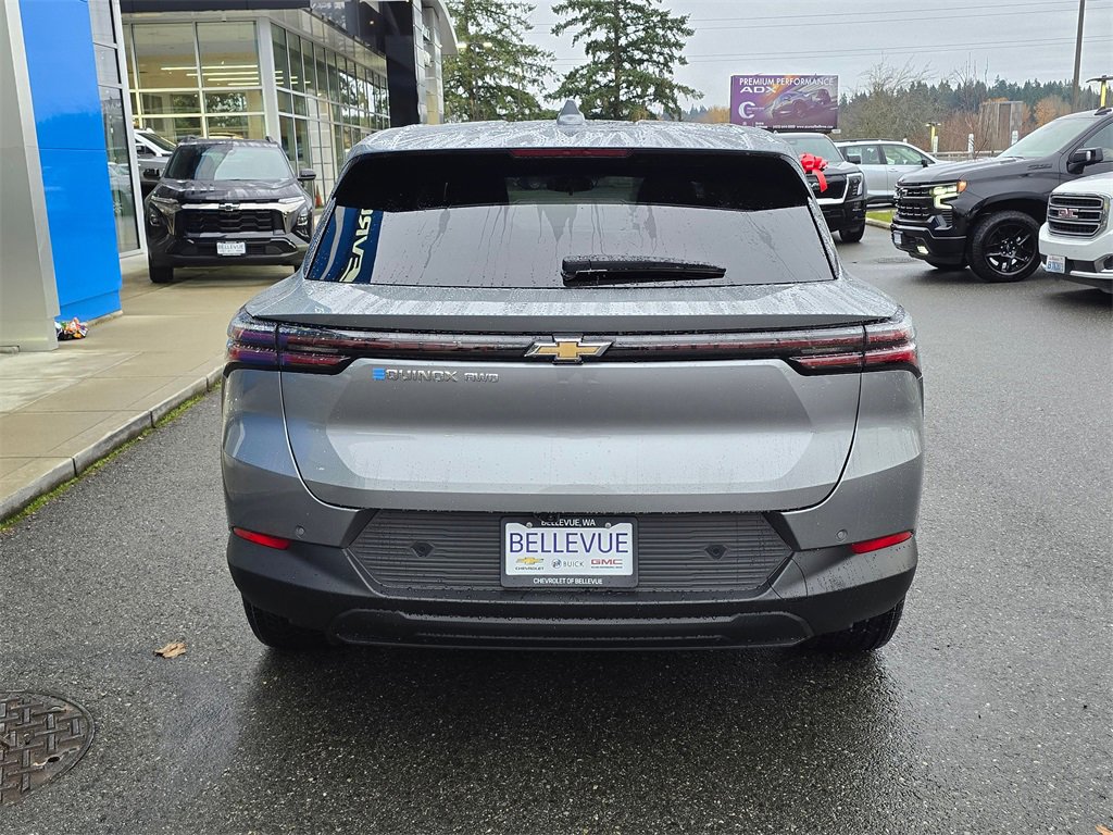 New 2026 Chevrolet Equinox EV LT image 4
