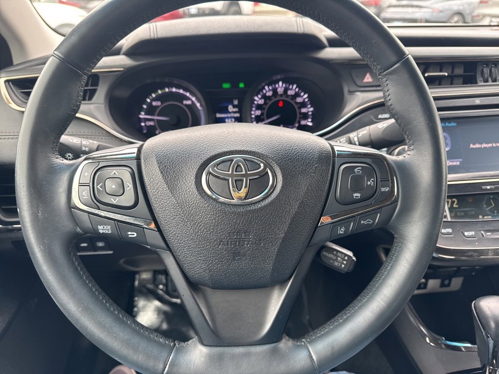 Used 2016 Toyota Avalon Limited image 20