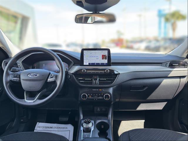 Used 2025 Ford Escape Active AWD/4WD image 12