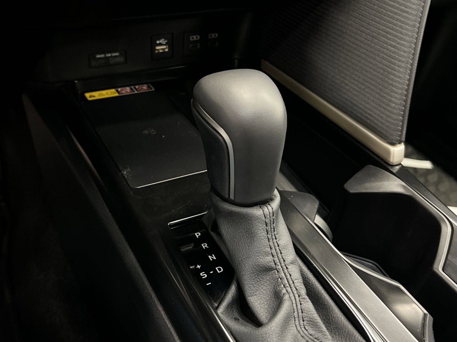 Used 2026 Toyota Camry SE FWD image 18