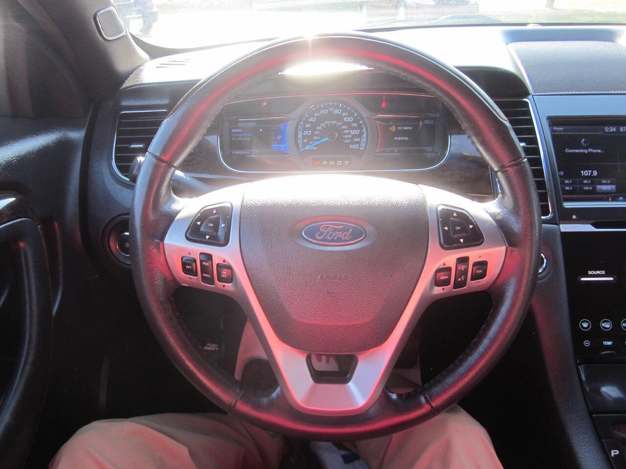 Used 2013 Ford Taurus Limited FWD image 20