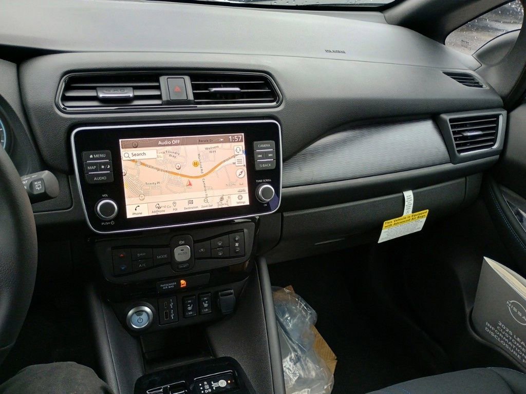 New 2025 Nissan Leaf SV Plus image 20