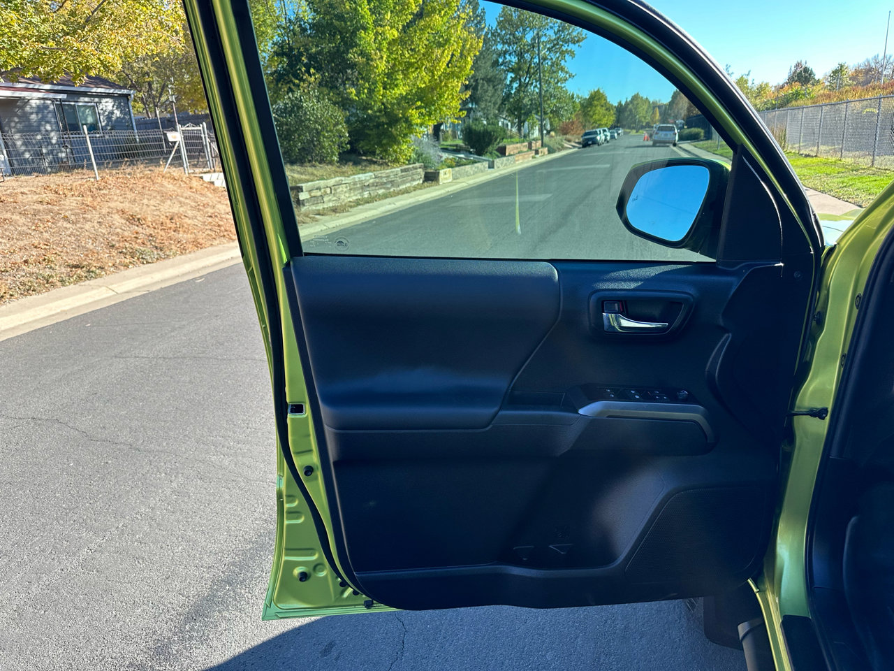 Used 2023 Toyota Tacoma TRD Off-Road image 13