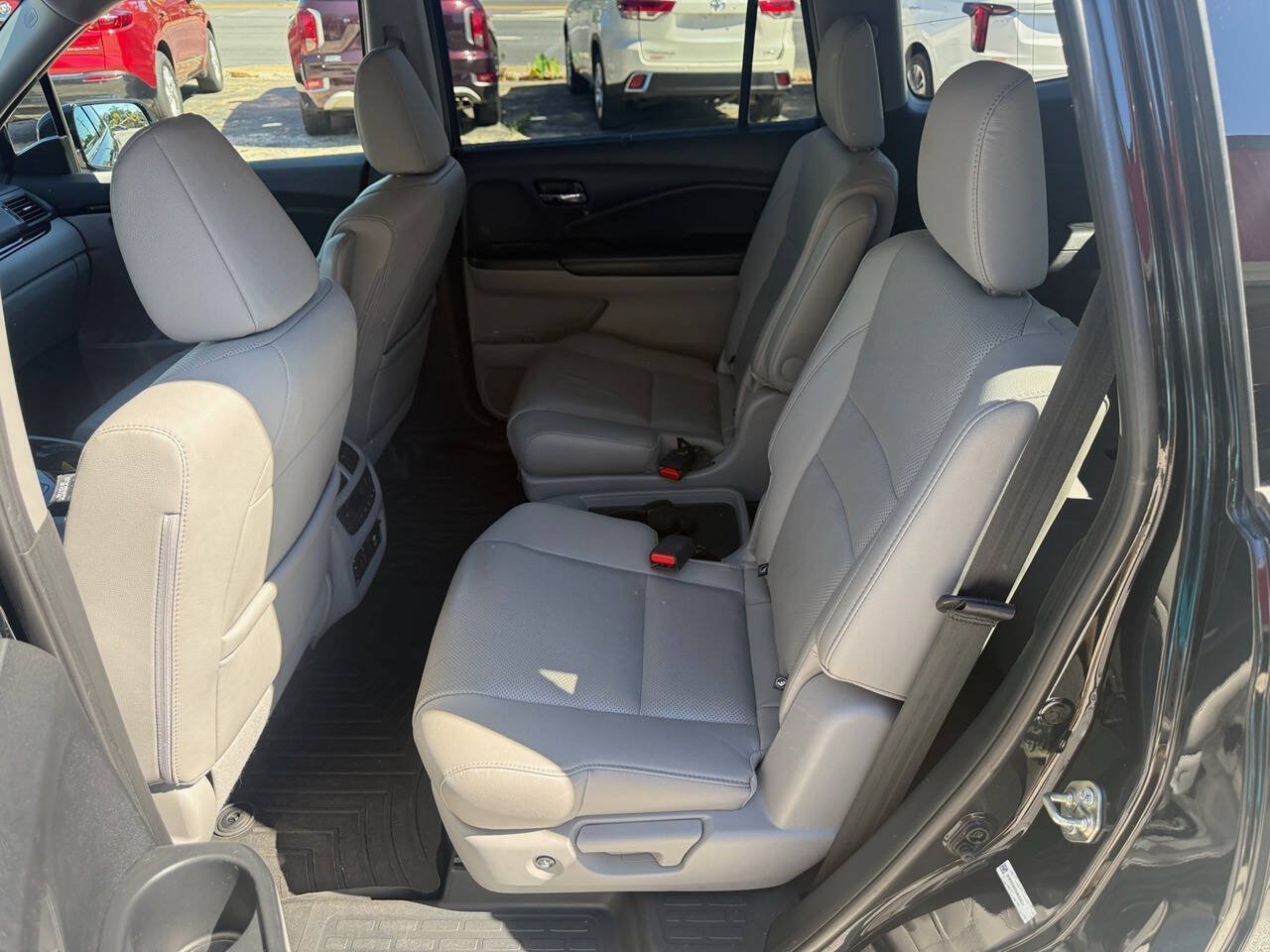 Used 2016 Honda Pilot Elite image 13