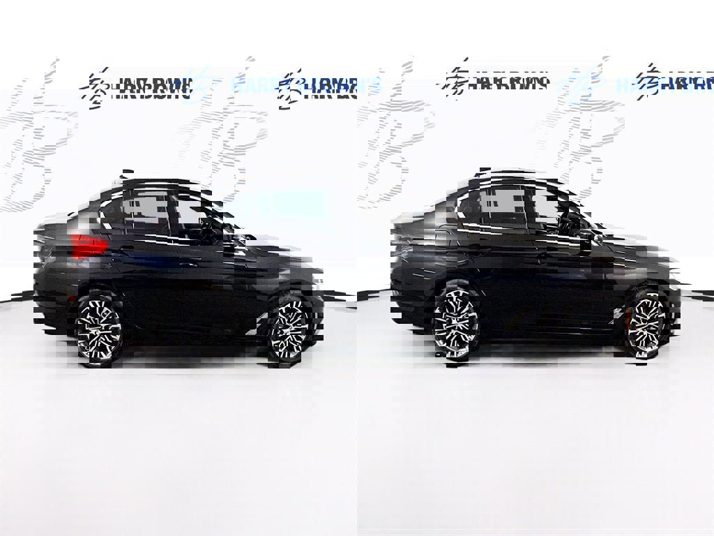 Used 2019 BMW 530i xDrive w/ Convenience Package image 32