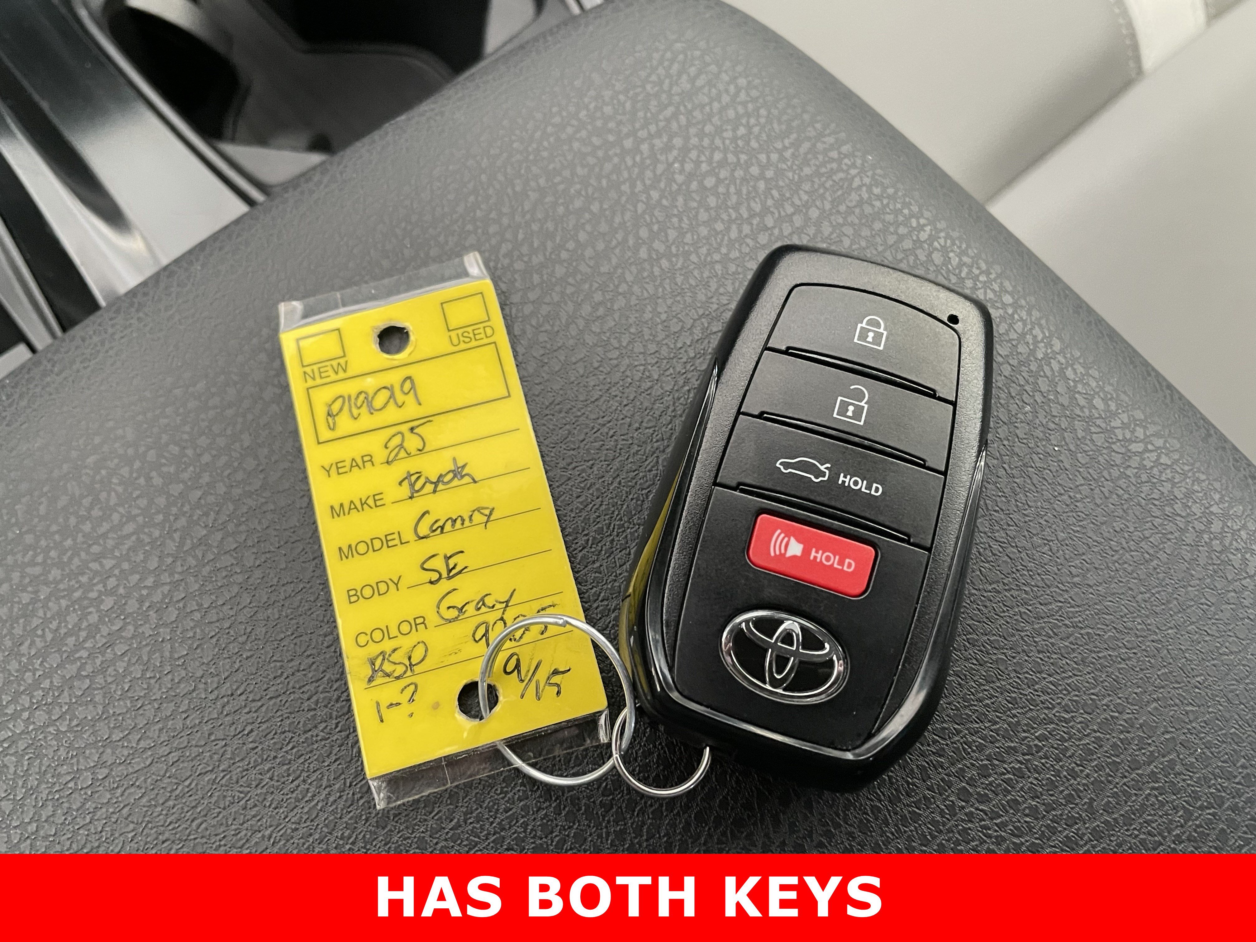 Used 2025 Toyota Camry SE FWD image 19
