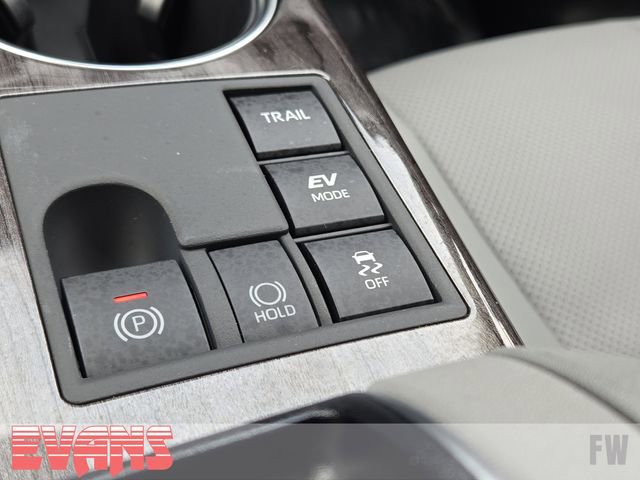 New 2026 Toyota Highlander Platinum image 15