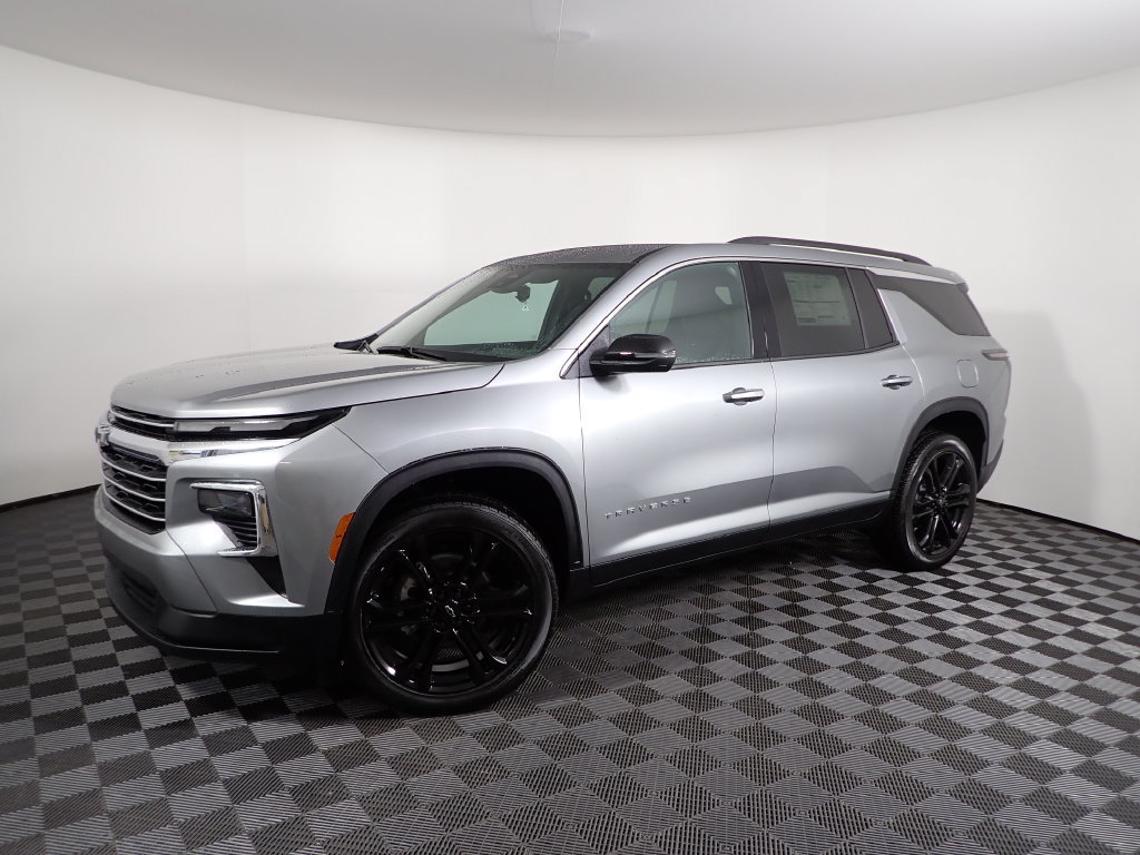 New 2027 Chevrolet Traverse LT w/ LPO, Floor Liner Package AWD/4WD image 11