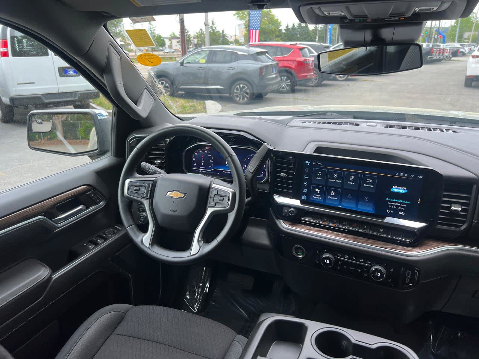 Certified 2024 Chevrolet Silverado 1500 LT AWD/4WD image 33