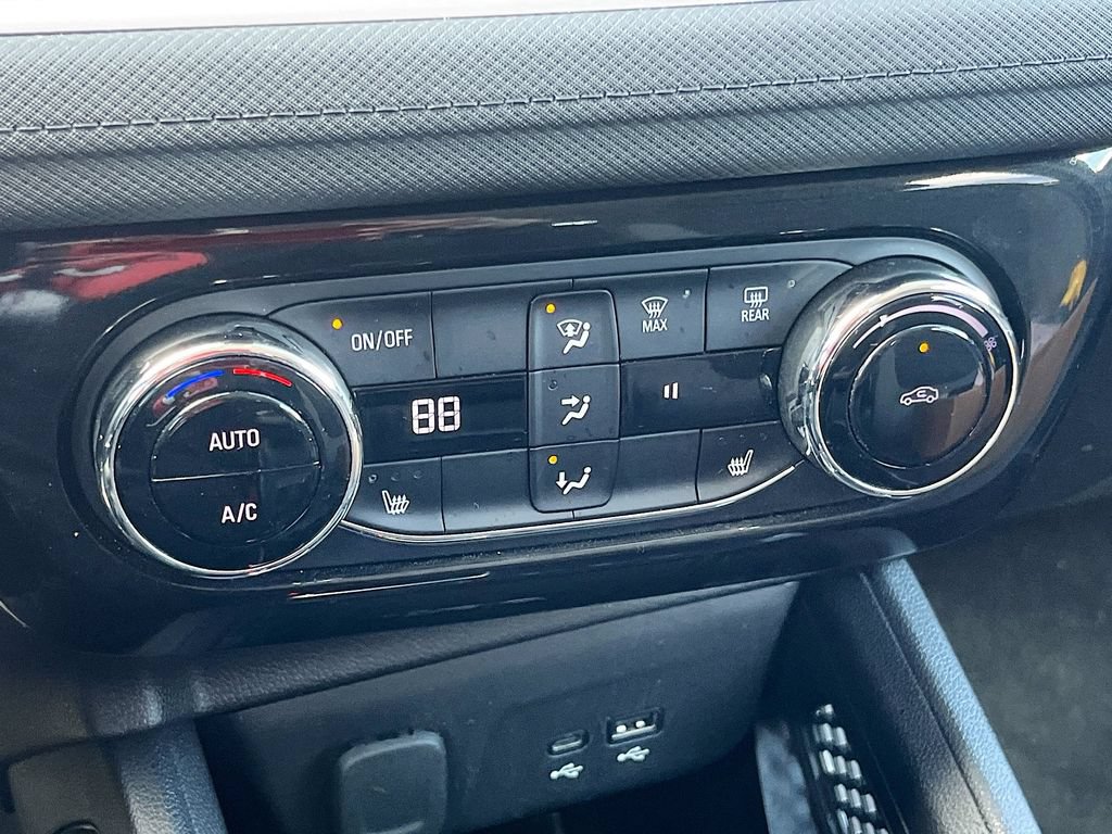 Used 2024 Chevrolet TrailBlazer LT w/ Convenience Package AWD/4WD image 15