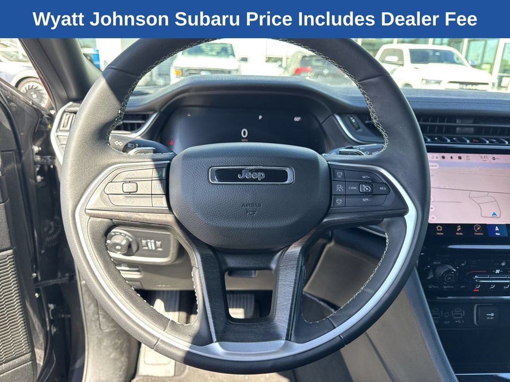 Used 2025 Jeep Grand Cherokee L Limited AWD/4WD image 20