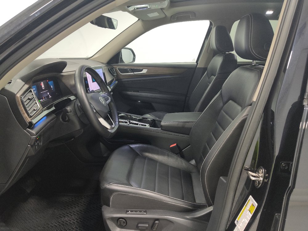 Used 2024 Volkswagen Atlas SEL AWD/4WD image 17
