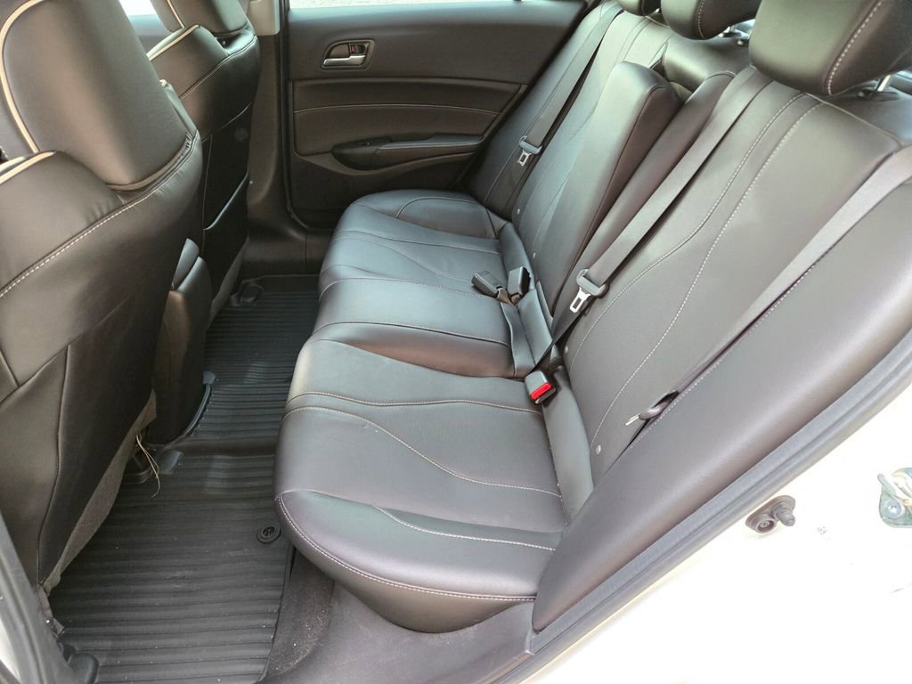 Used 2020 Acura ILX w/ Premium Package image 7