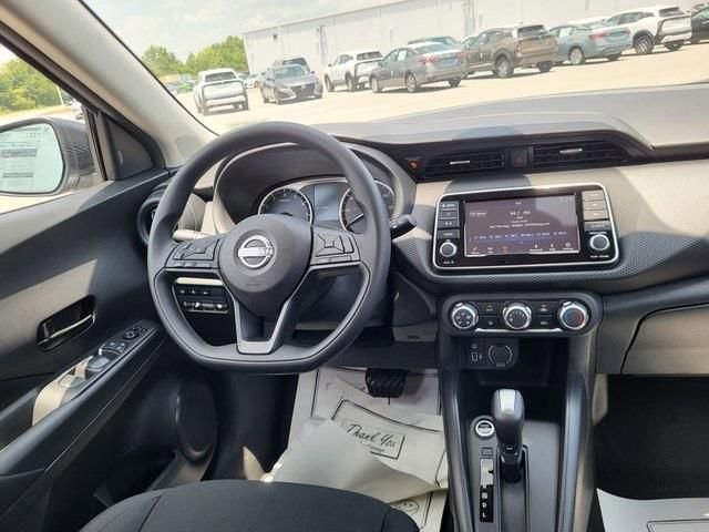 New 2025 Nissan Kicks Play S FWD image 15