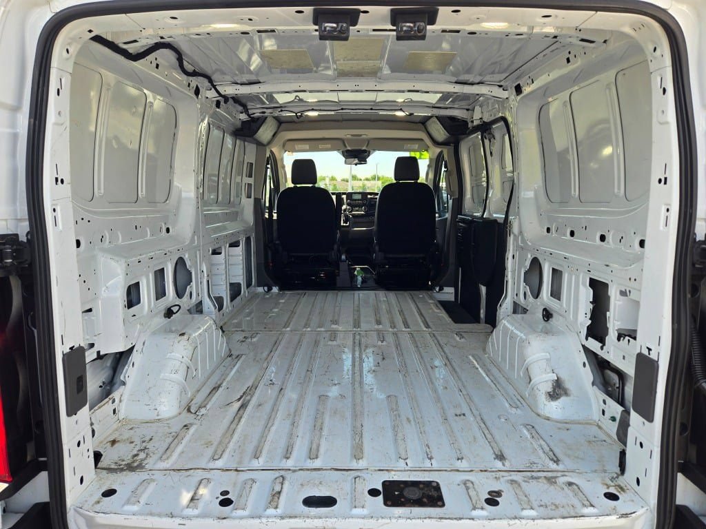 Used 2020 Ford Transit 250 Low Roof RWD image 11
