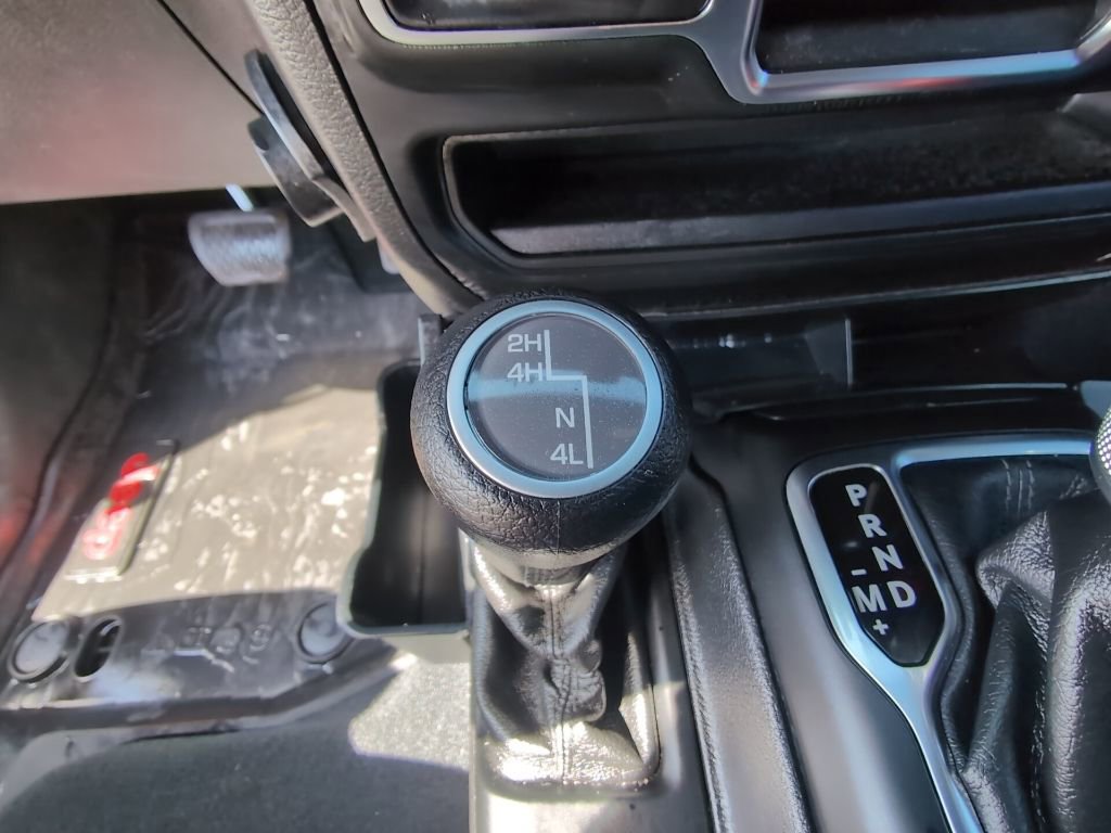 Used 2022 Jeep Wrangler Unlimited Sport image 24