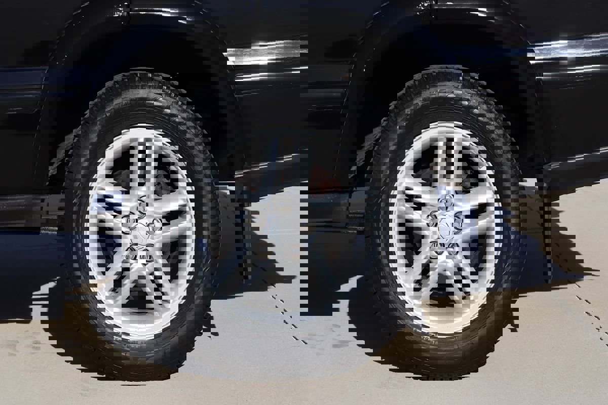 Used 2004 Land Rover Discovery SE image 58