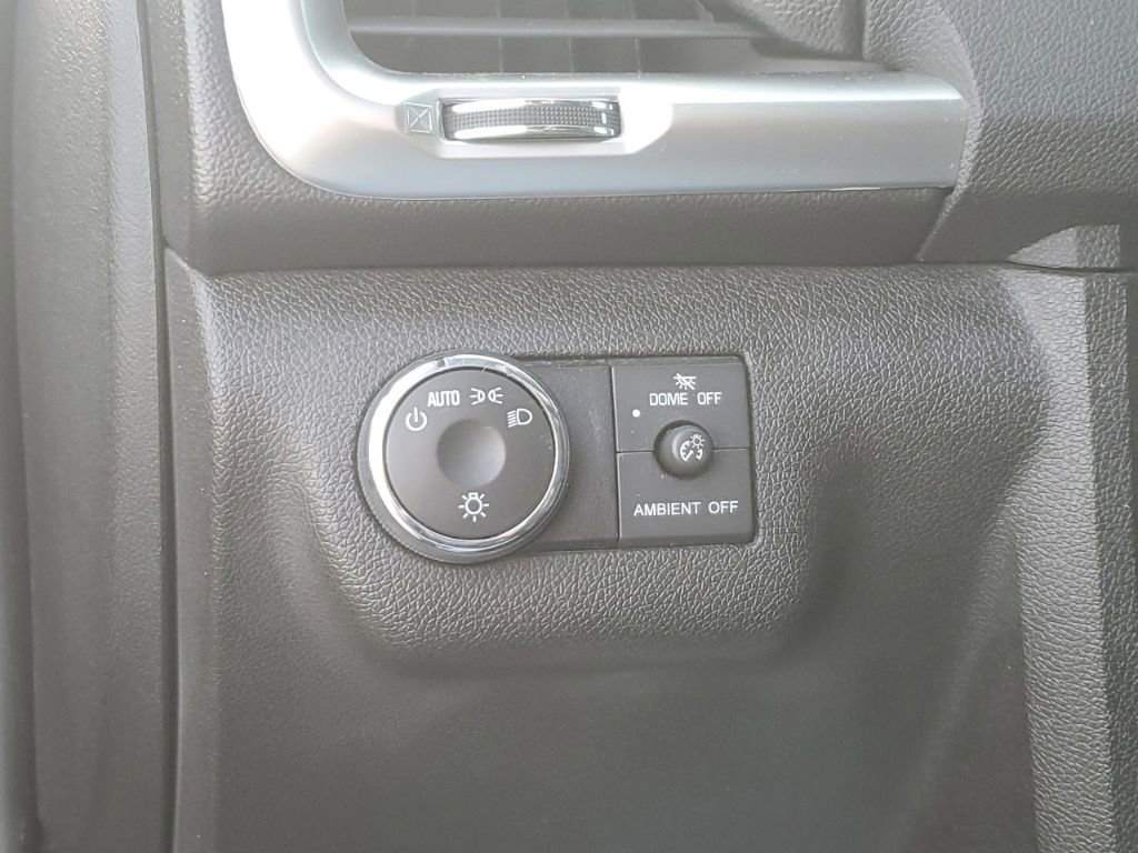 Used 2014 GMC Acadia SLE image 17