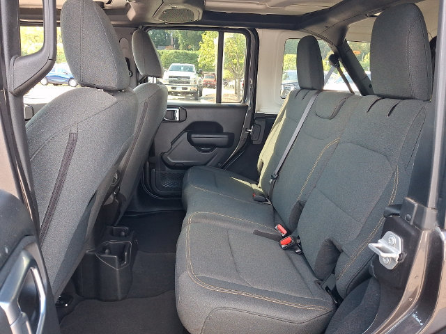 Used 2025 Jeep Wrangler Unlimited Sport AWD/4WD image 21