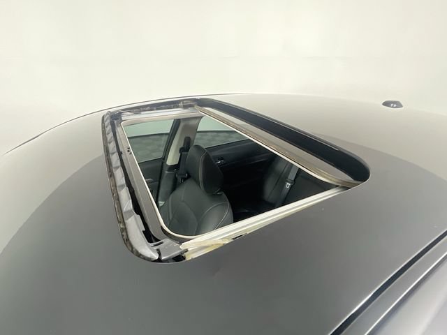 Used 2024 Nissan Altima 2.5 SR w/ SR Premium Package FWD image 23