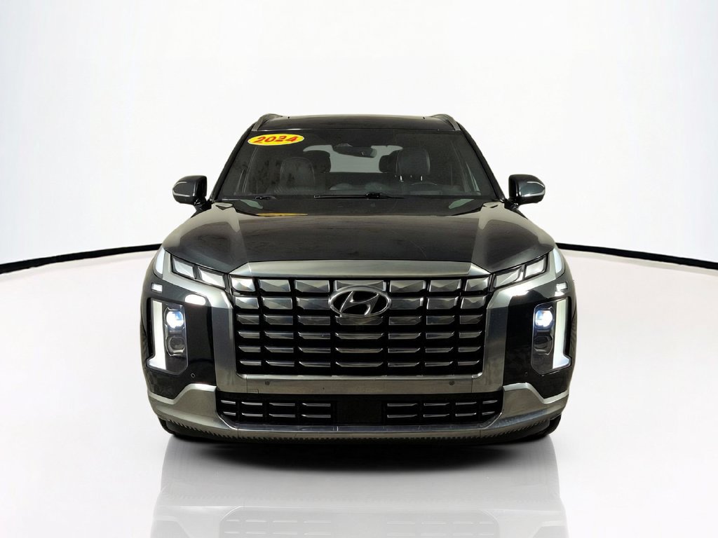 Used 2024 Hyundai Palisade Calligraphy AWD/4WD image 3
