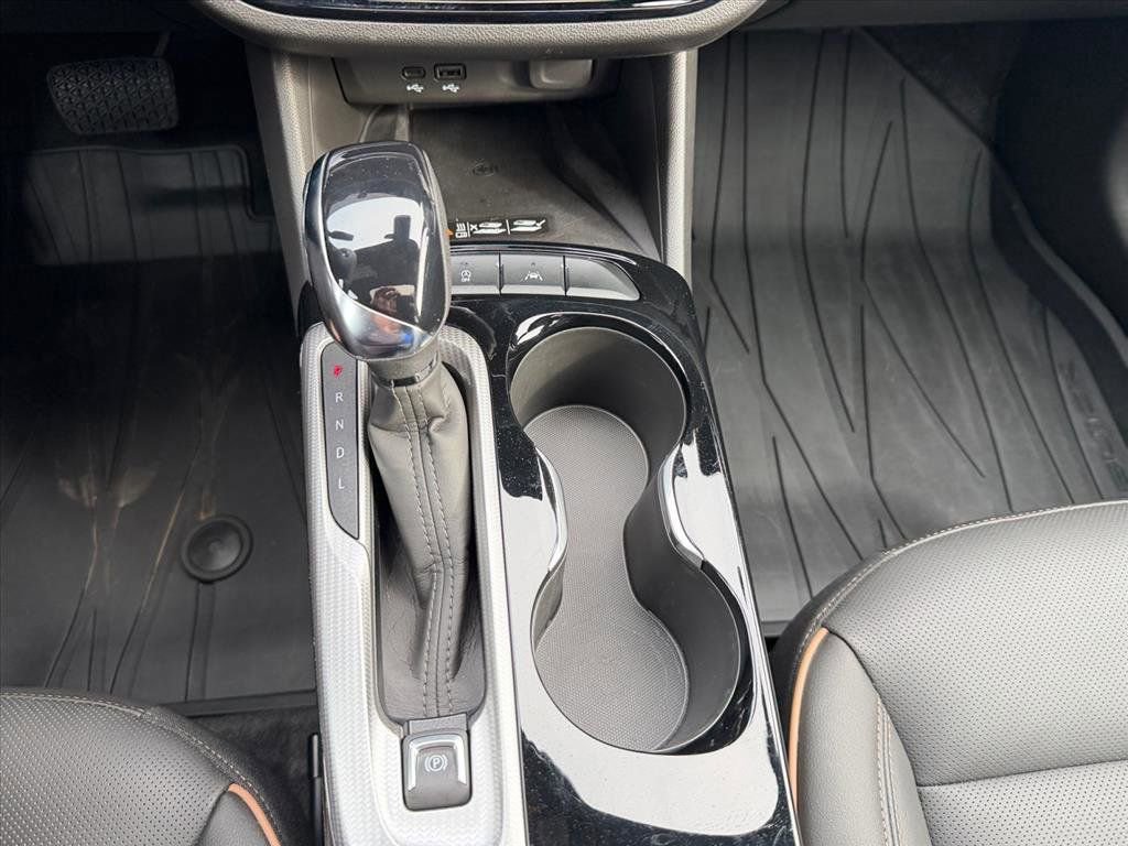 Used 2025 Buick Envista Avenir image 24