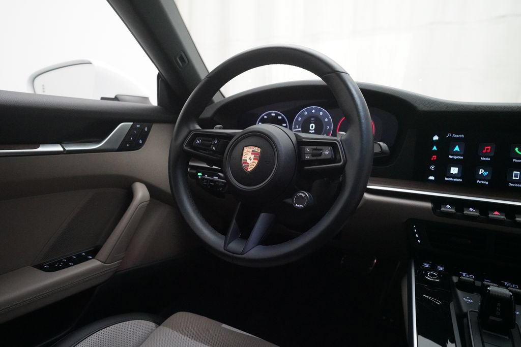 Certified 2025 Porsche 911 Carrera RWD image 15