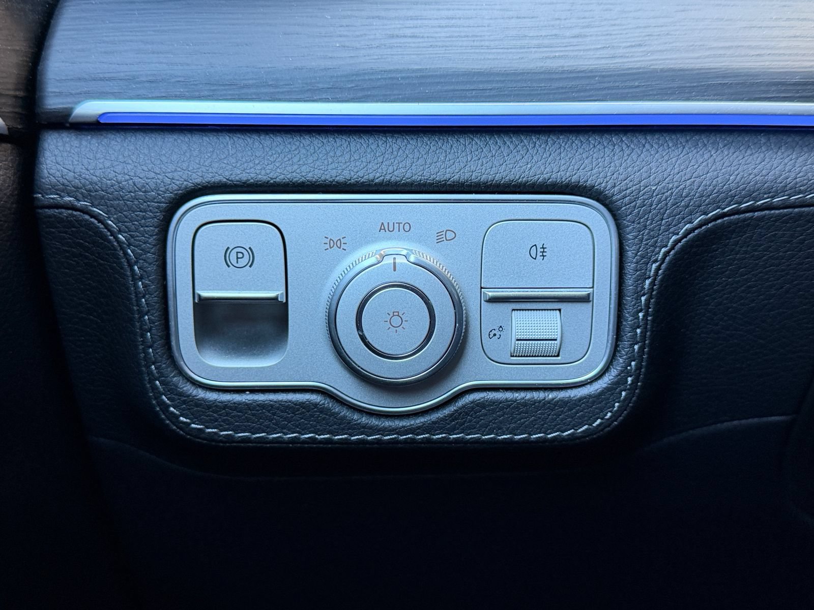Certified 2024 Mercedes-Benz GLE 53 AMG 4MATIC image 21