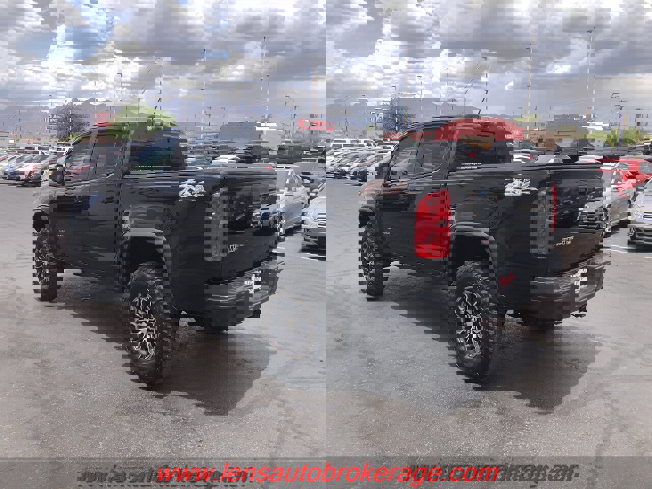 Used 2018 Chevrolet Colorado ZR2 image 6