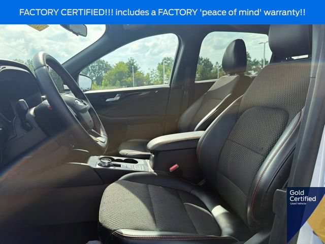 Used 2025 Ford Escape ST-Line Select AWD/4WD image 29