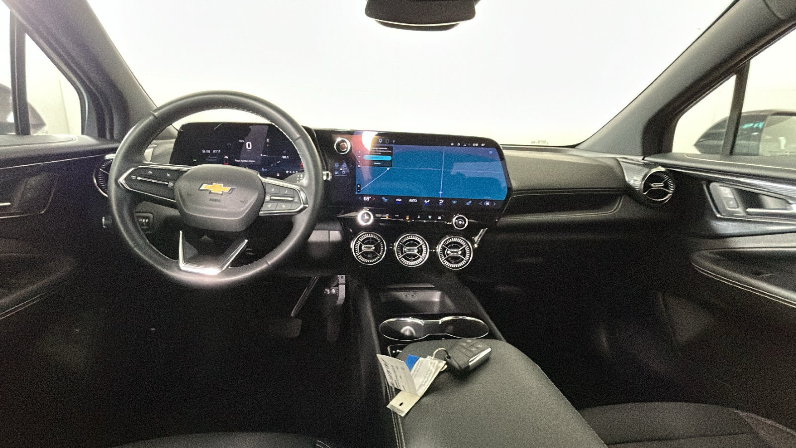 Used 2024 Chevrolet Blazer EV LT AWD/4WD image 33